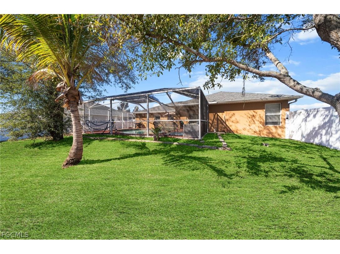 2241 NW 2nd Avenue Cape Coral FL 33993 2026009489 image25