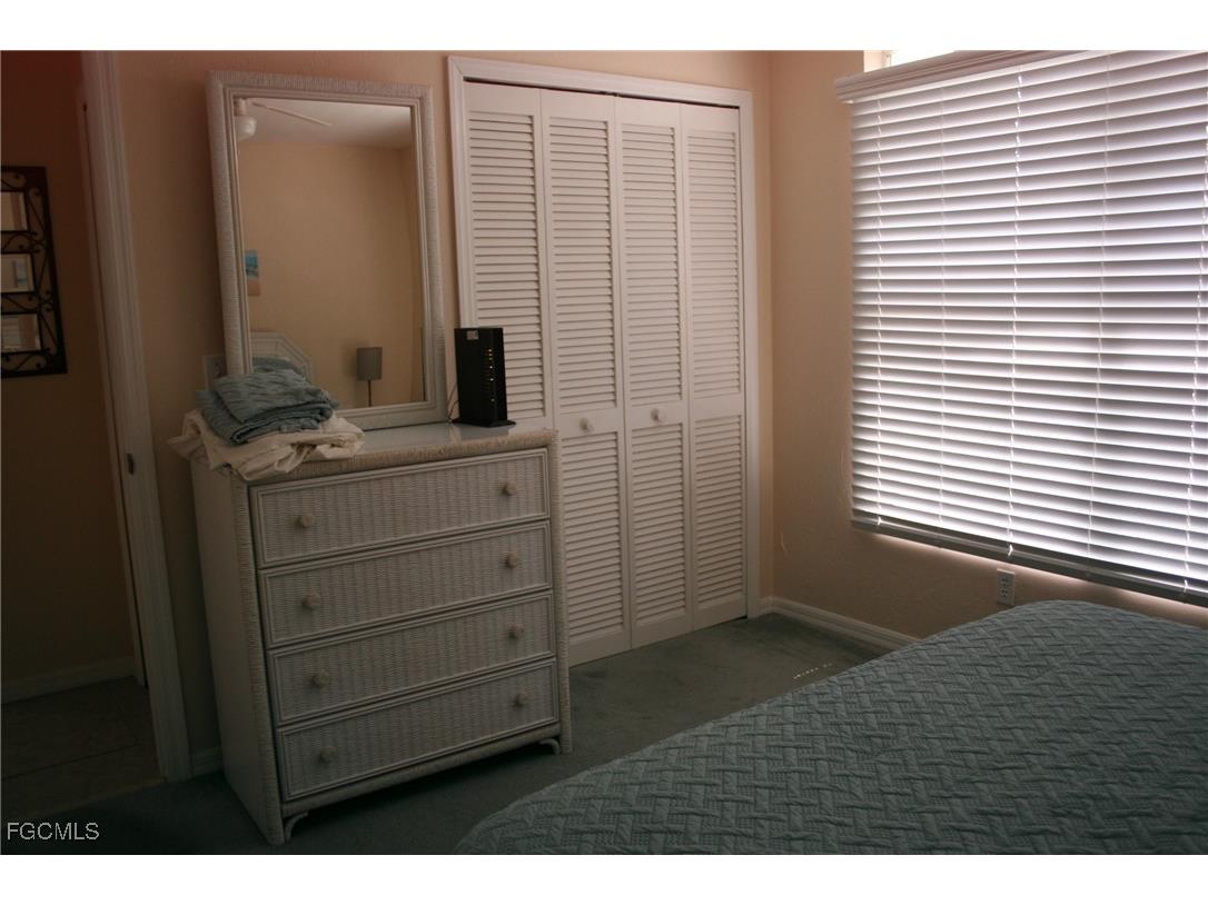  North Fort Myers FL 33917 2025008866 image14