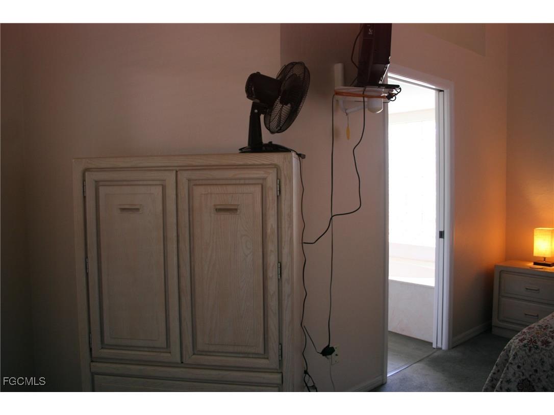  North Fort Myers FL 33917 2025008866 image20