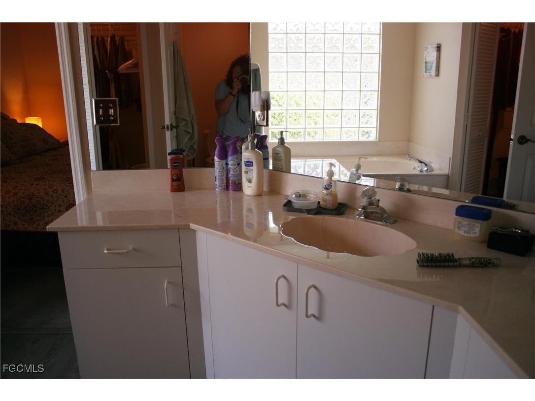  North Fort Myers FL 33917 2025008866 image25