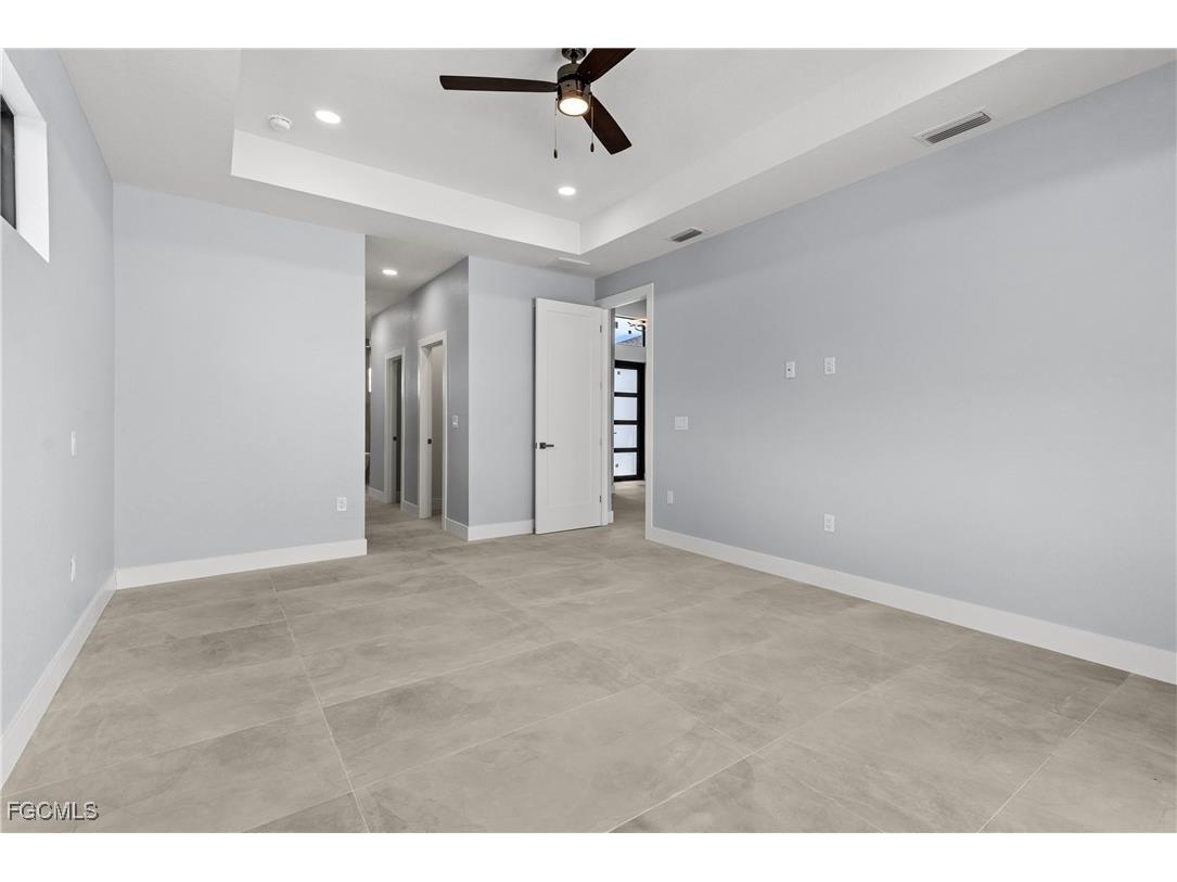 2242 NW 4th Street Cape Coral FL 33993 2025010275 image17