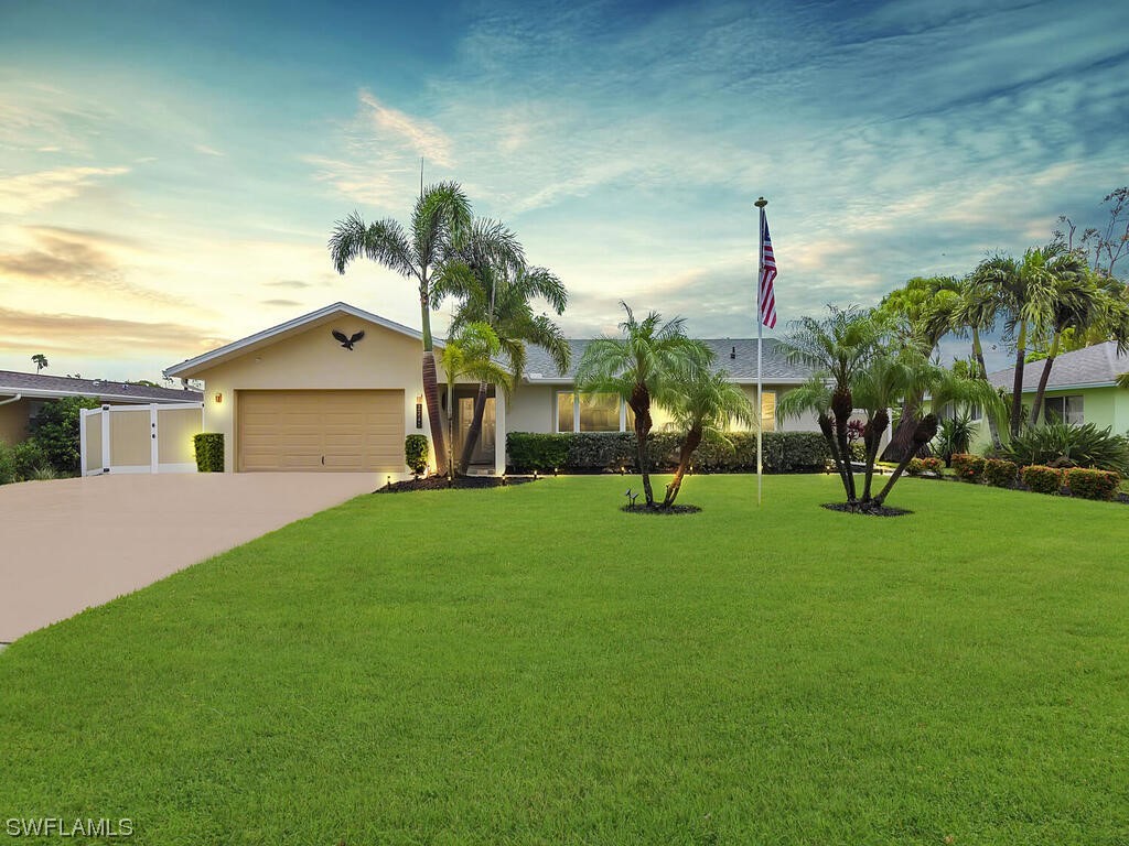 2243 Flora Avenue Fort Myers FL 33907 223046246 image1