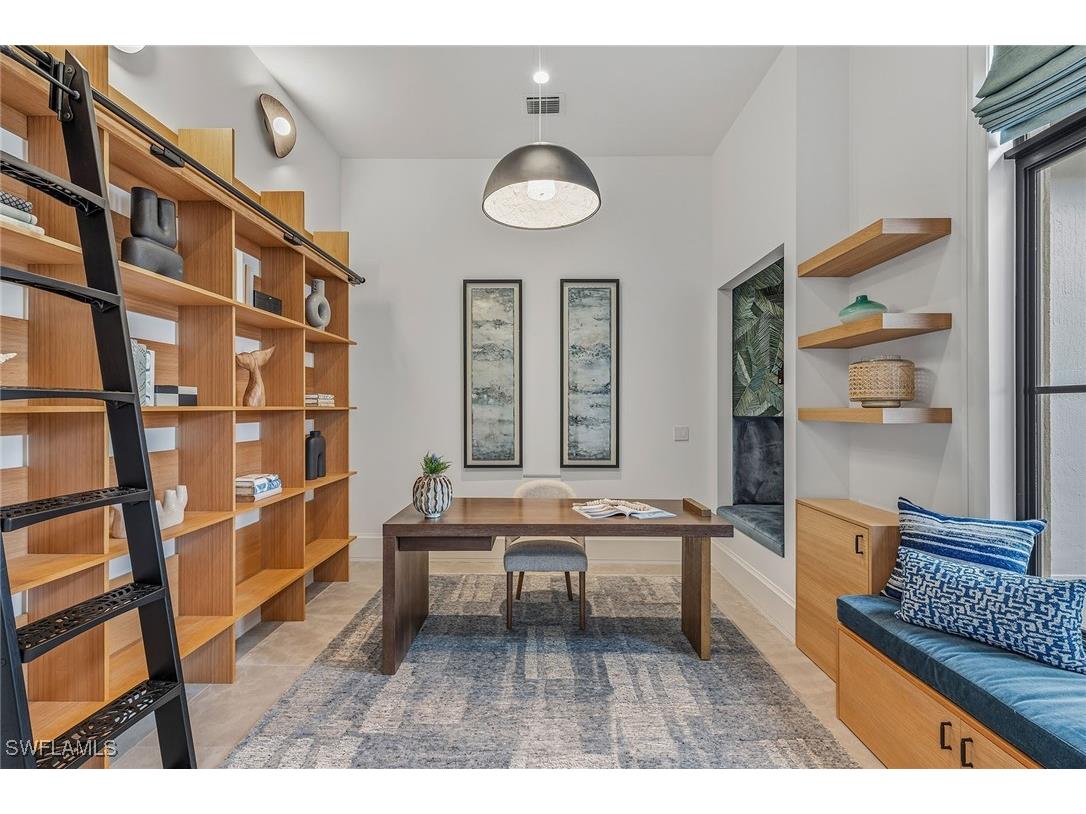 2243 Residence Circle Naples FL 34105 225084949 image18