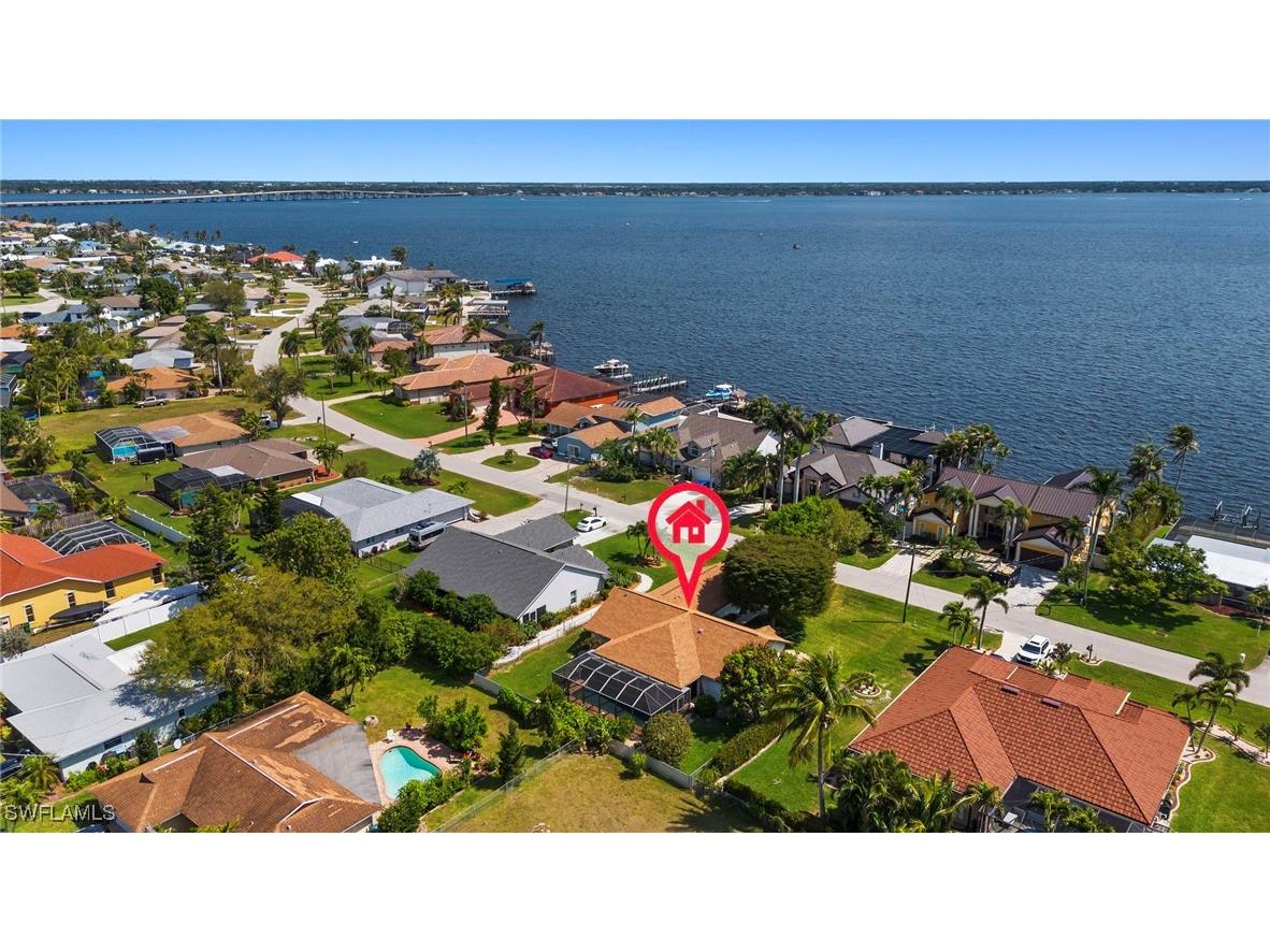 2243 SE 28th Street Cape Coral FL 33904 225025652 image1