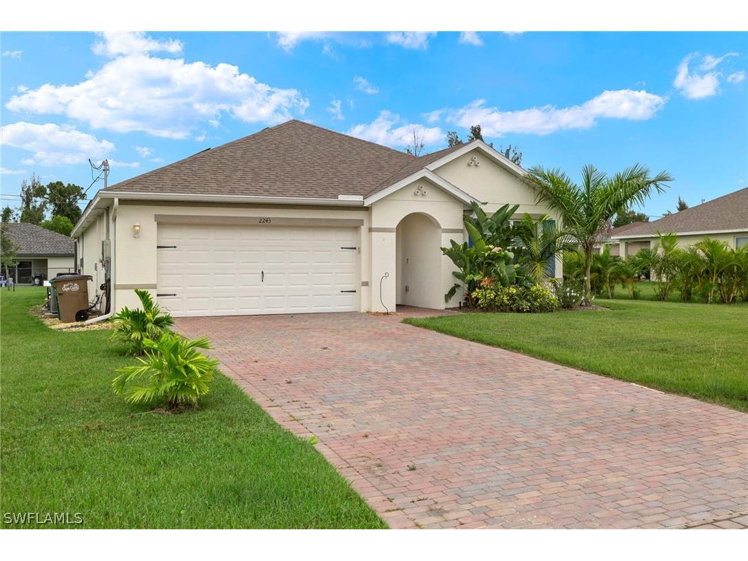 2243 SW 4th Street Cape Coral FL 33991 224058422 image1