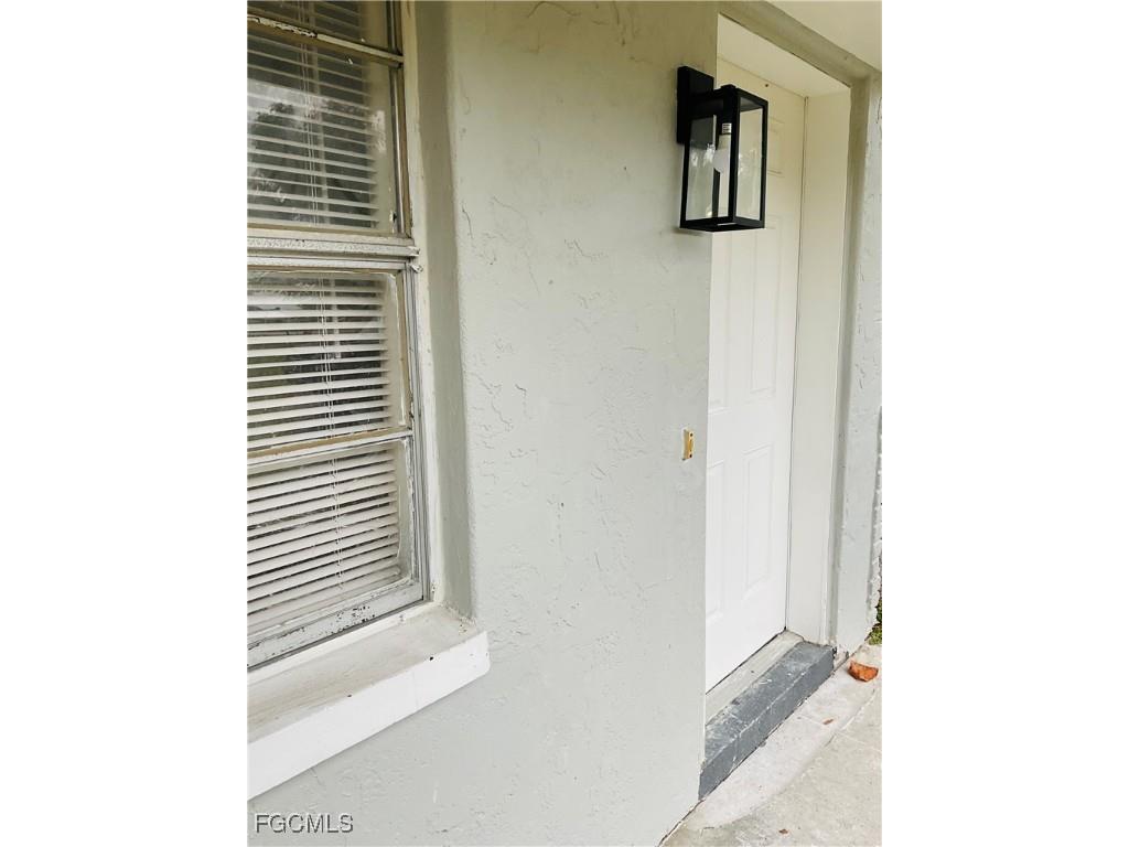 2243 South Street Fort Myers FL 33901 2025010602 image19