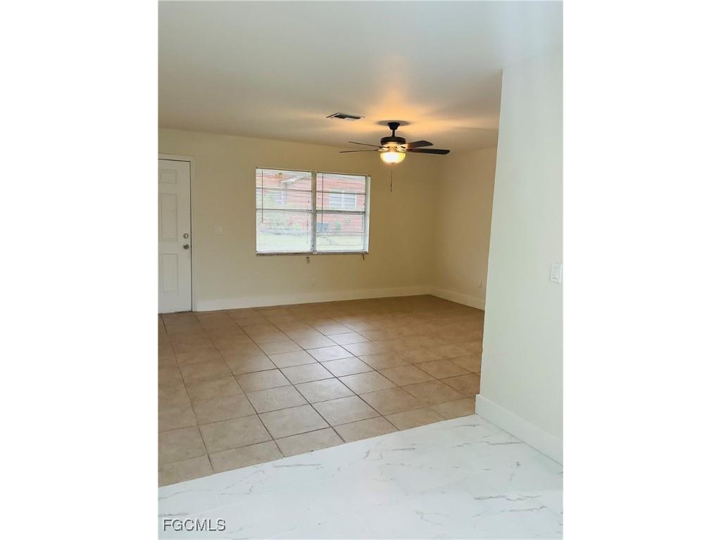 2243 South Street Fort Myers FL 33901 2025010602 image2