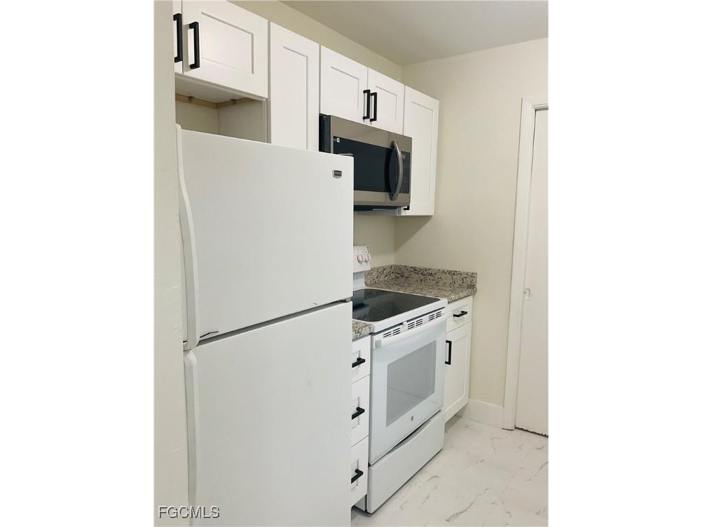 2243 South Street Fort Myers FL 33901 2025010602 image4