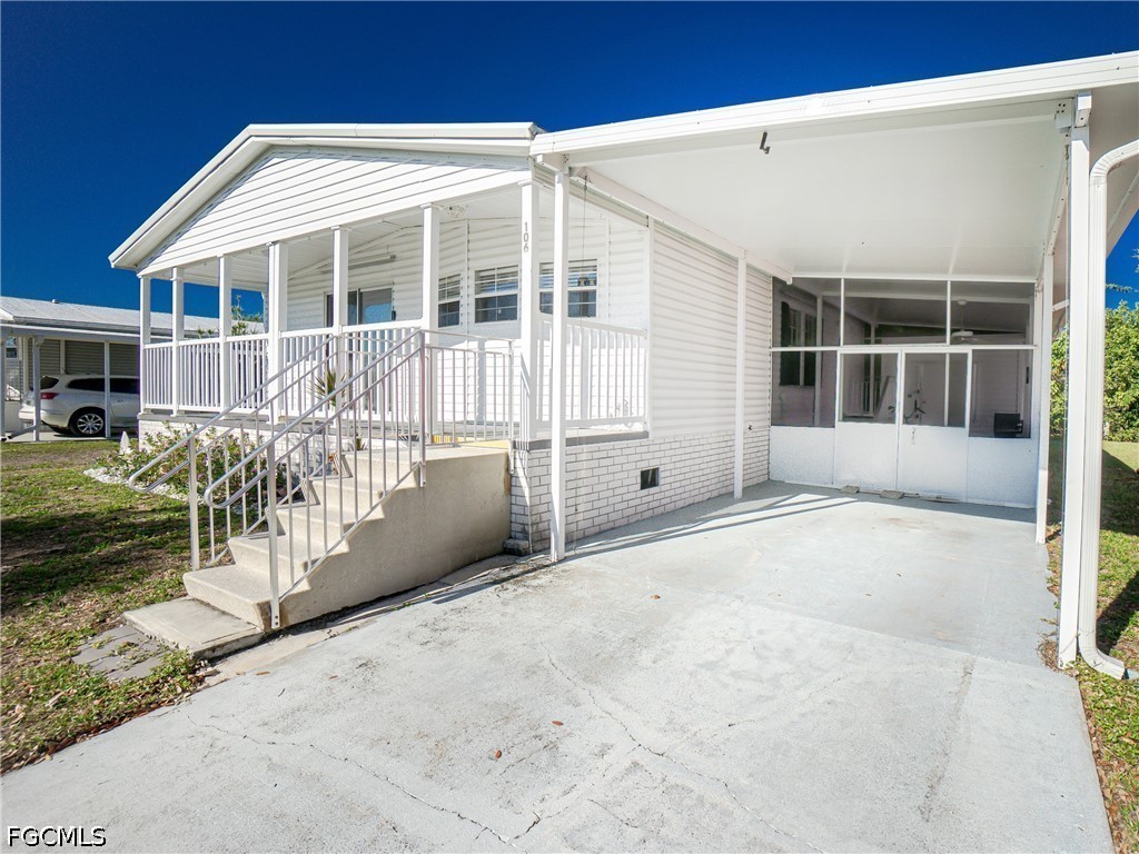 24437 Harborview Road #106 Punta Gorda FL 33980 2026015114 image1