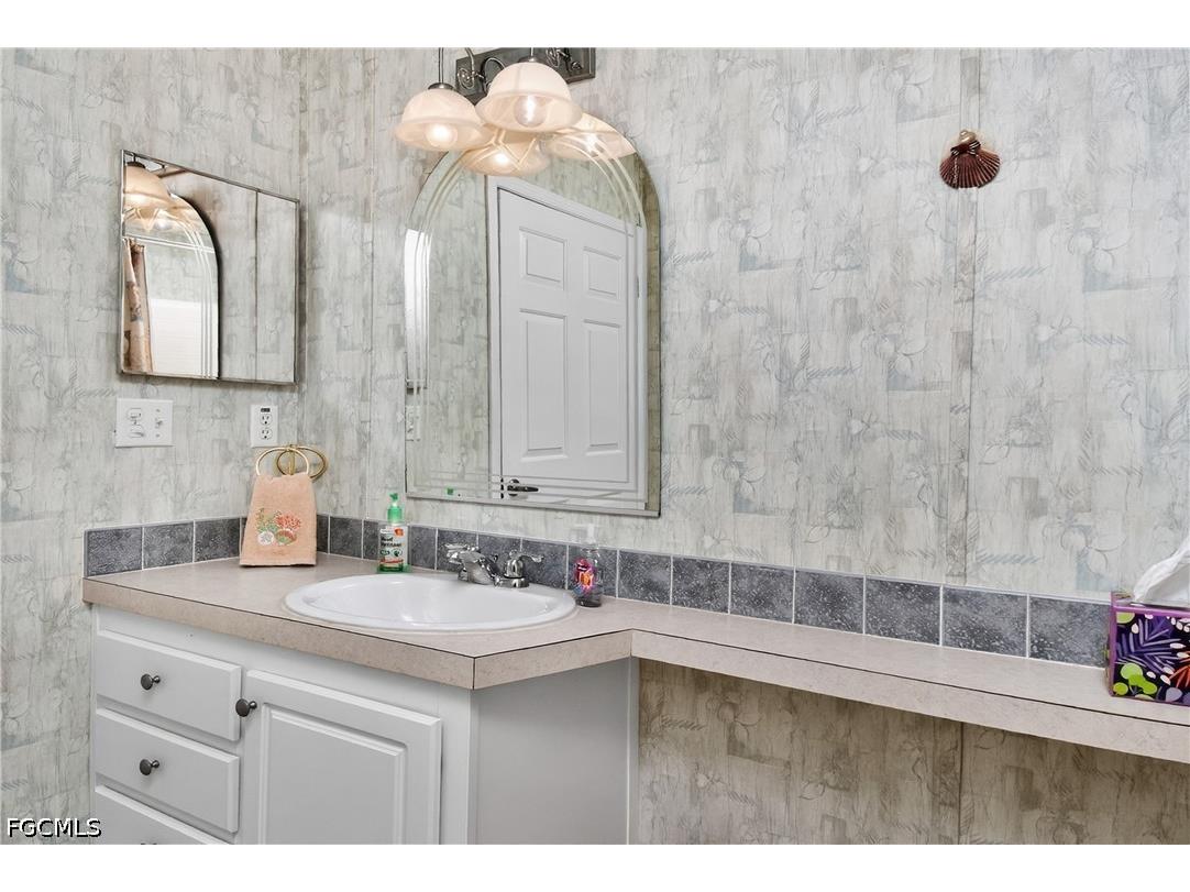 24437 Harborview Road #106 Punta Gorda FL 33980 2026015114 image24