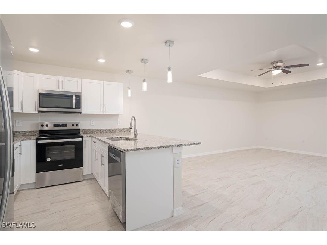 2244 Henderson Avenue Fort Myers FL 33916 224089448 image1