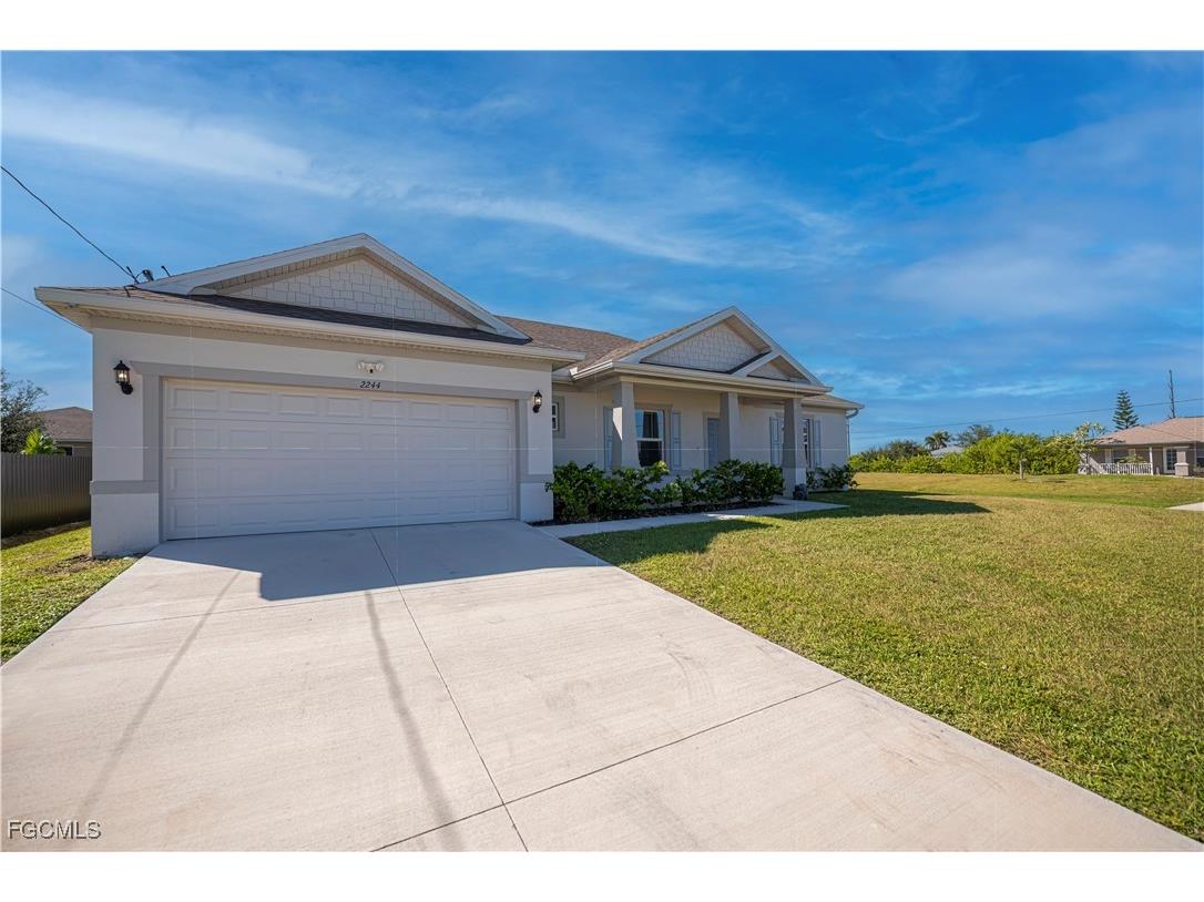 2244 NW 4th Terrace Cape Coral FL 33993 2025015961 image1