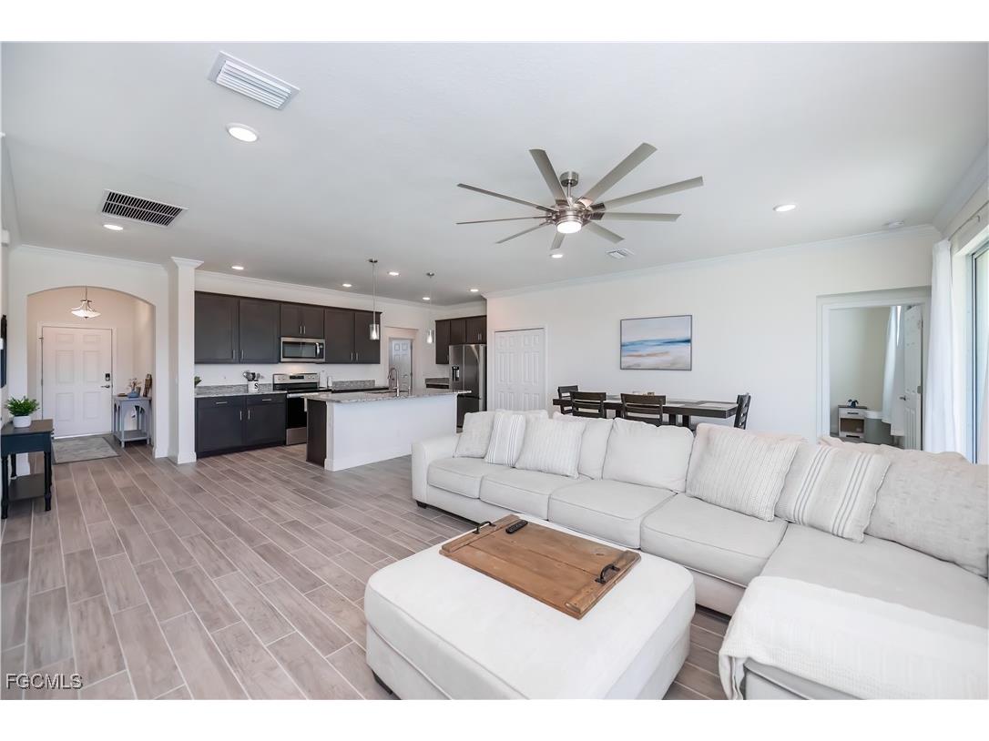 2244 NW 4th Terrace Cape Coral FL 33993 2025015961 image15