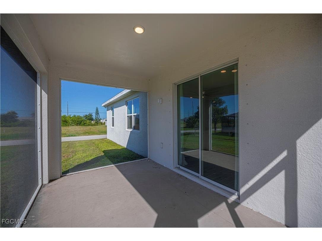 2244 NW 4th Terrace Cape Coral FL 33993 2025015961 image35