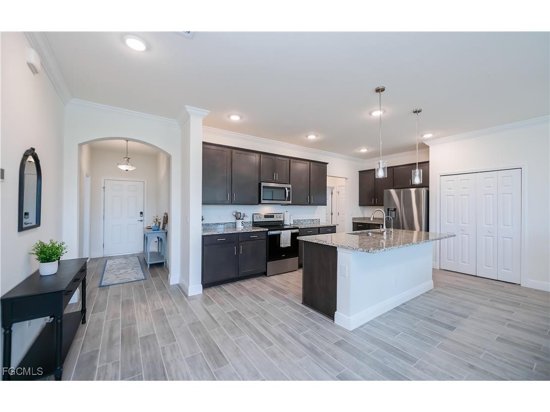 2244 NW 4th Terrace Cape Coral FL 33993 2025015961 image8