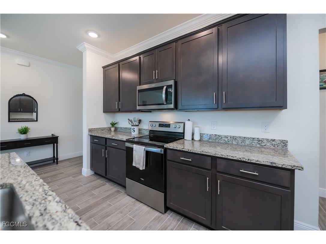 2244 NW 4th Terrace Cape Coral FL 33993 2025015961 image9