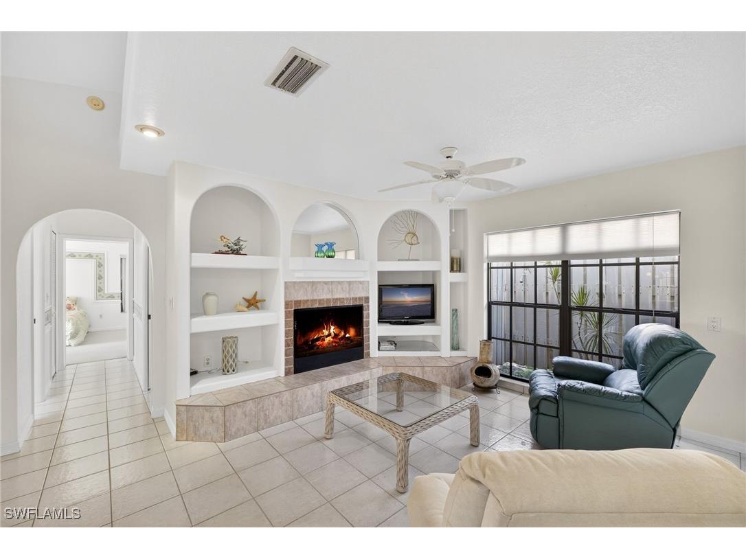 2244 SE 27th Terrace Cape Coral FL 33904 225061311 image11