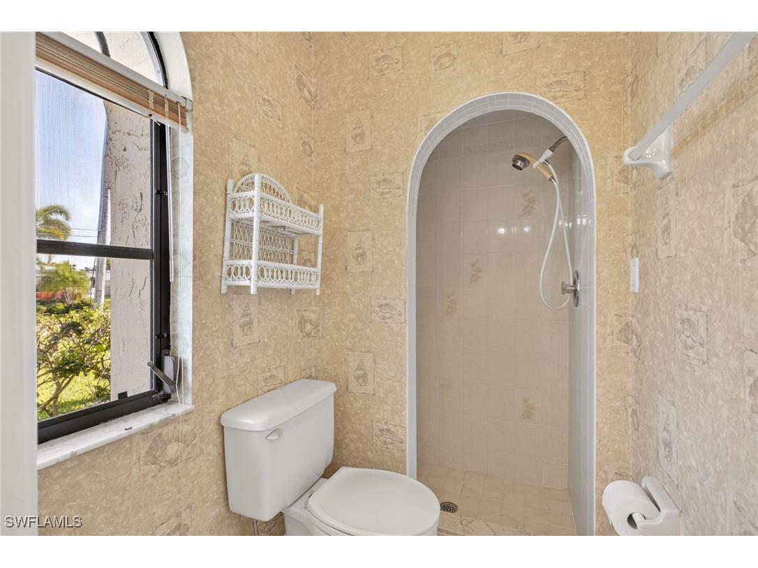 2244 SE 27th Terrace Cape Coral FL 33904 225061311 image32