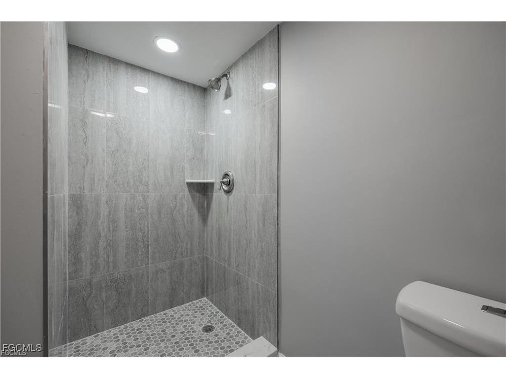 2244 Winkler Avenue #207 Fort Myers FL 33901 2026000592 image19