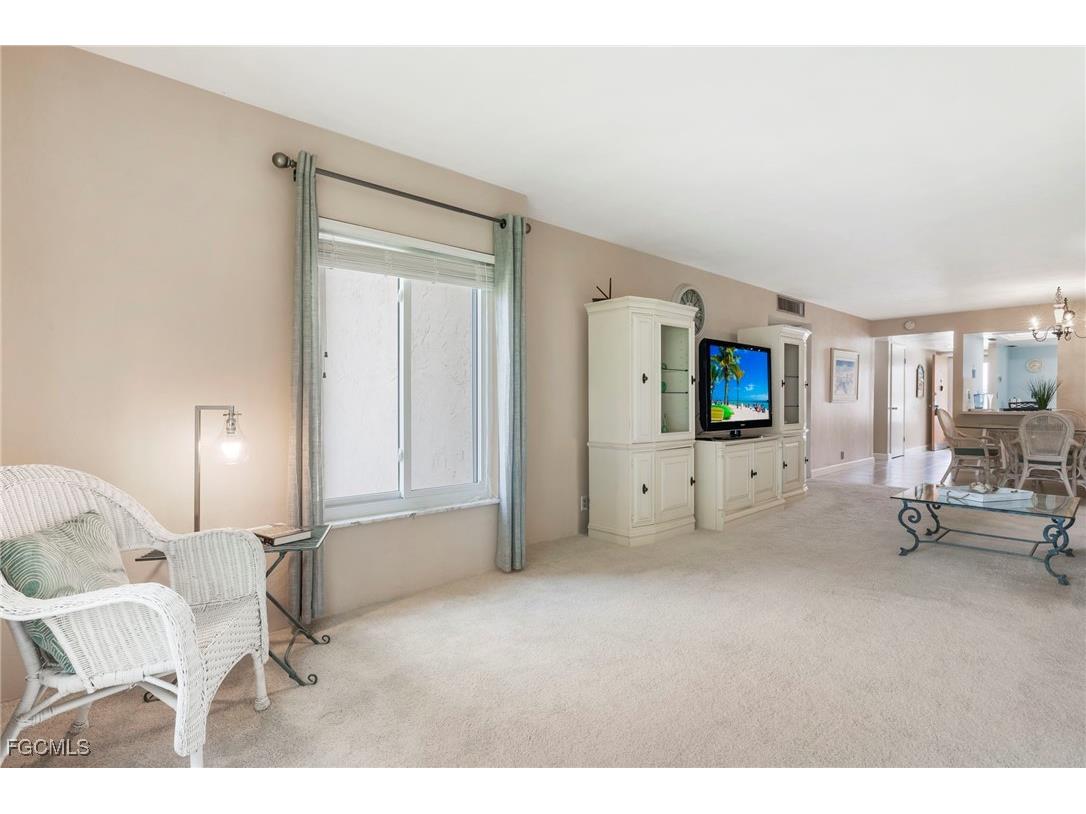 2244 Winkler Avenue #213 Fort Myers FL 33901 2025014108 image15