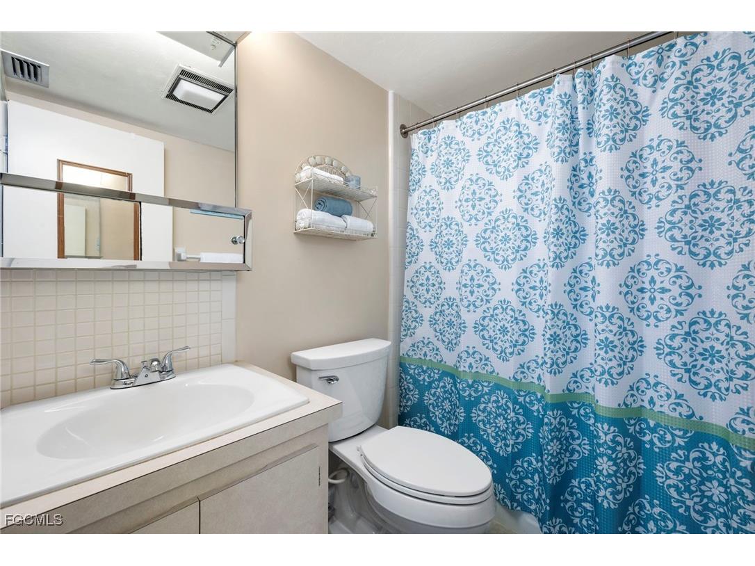 2244 Winkler Avenue #213 Fort Myers FL 33901 2025014108 image24
