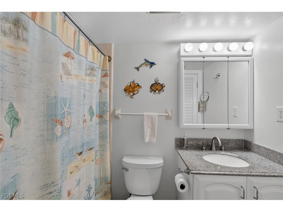 2244 Winkler Avenue #301 Fort Myers FL 33901 2026008996 image19