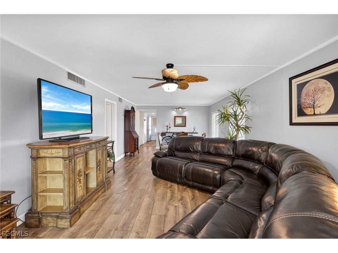 2244 Winkler Avenue #301 Fort Myers FL 33901 2026008996 image8