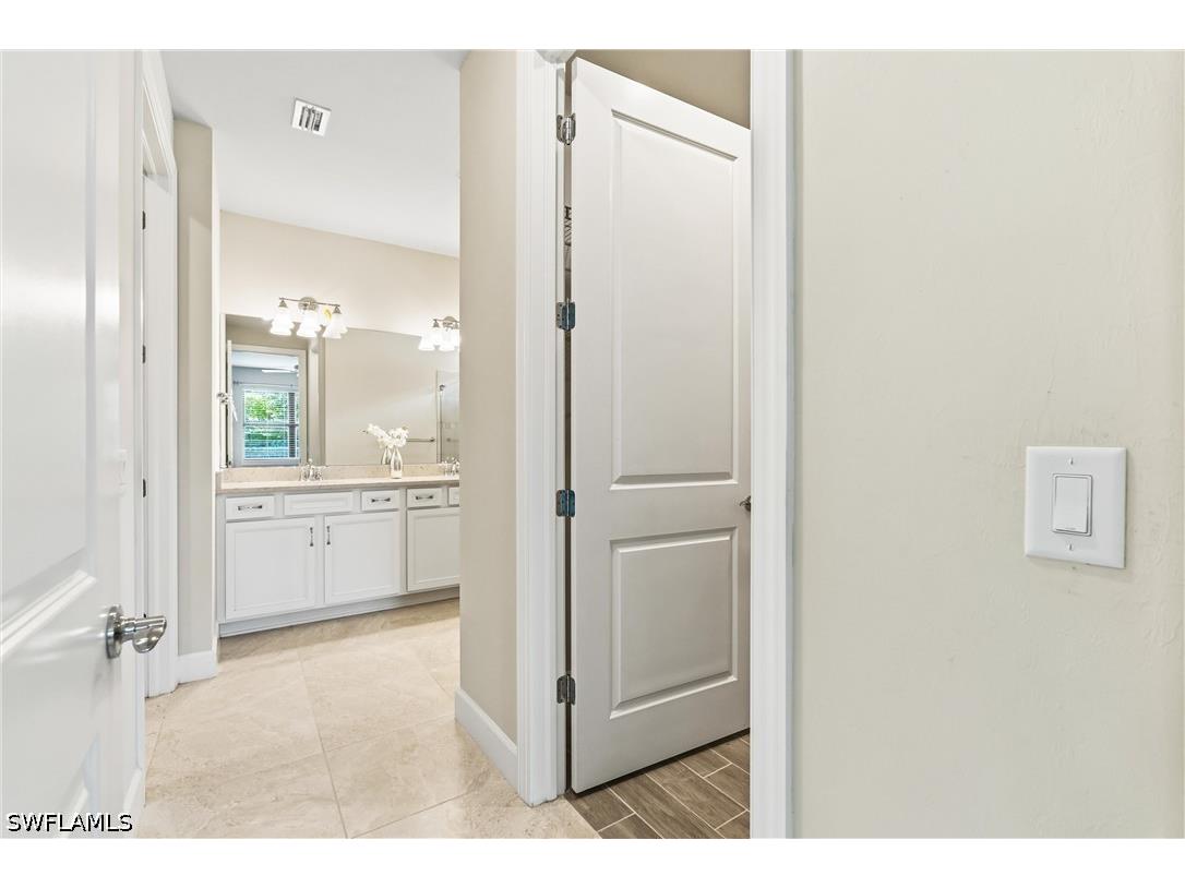 2244 Yellowfin Circle Naples FL 34114 226021571 image12