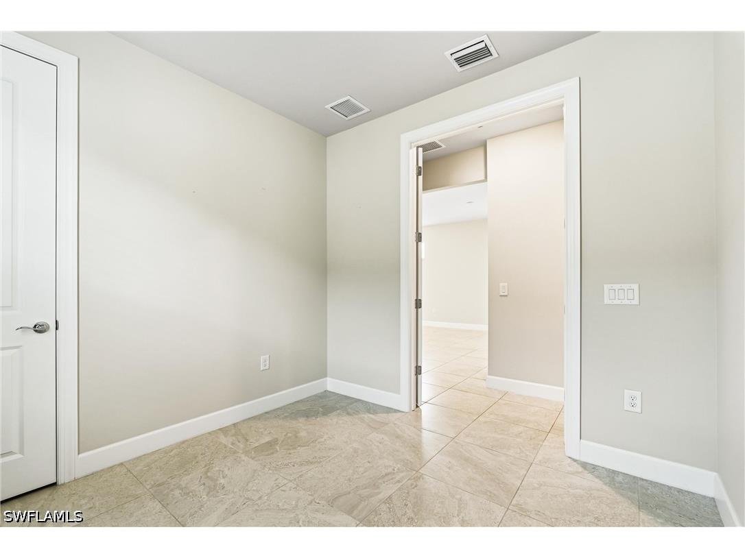 2244 Yellowfin Circle Naples FL 34114 226021571 image17
