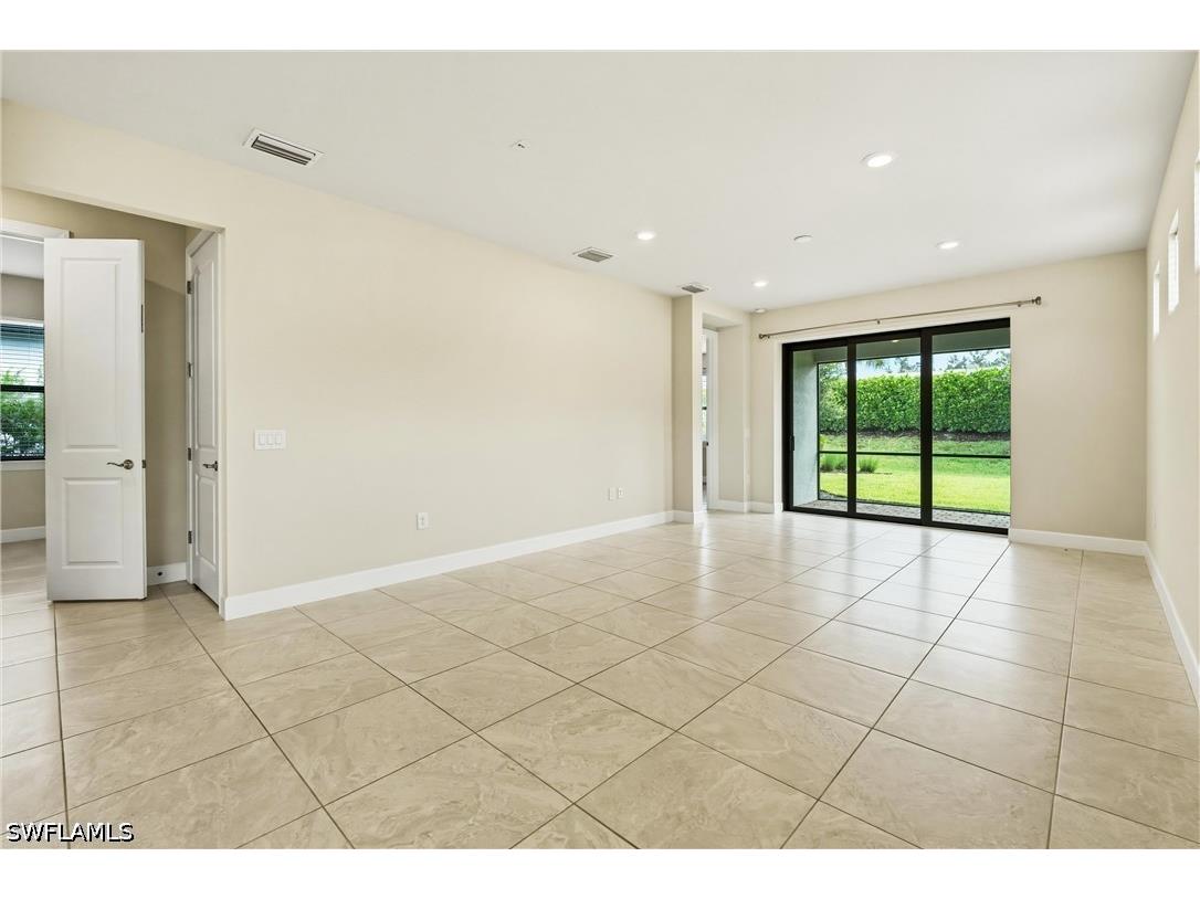 2244 Yellowfin Circle Naples FL 34114 226021571 image5
