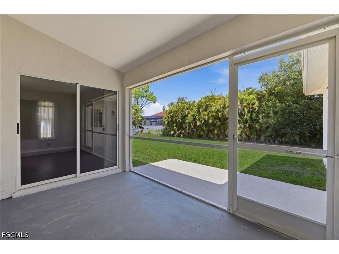 2245 SW 1st Terrace Cape Coral FL 33991 2026022280 image21