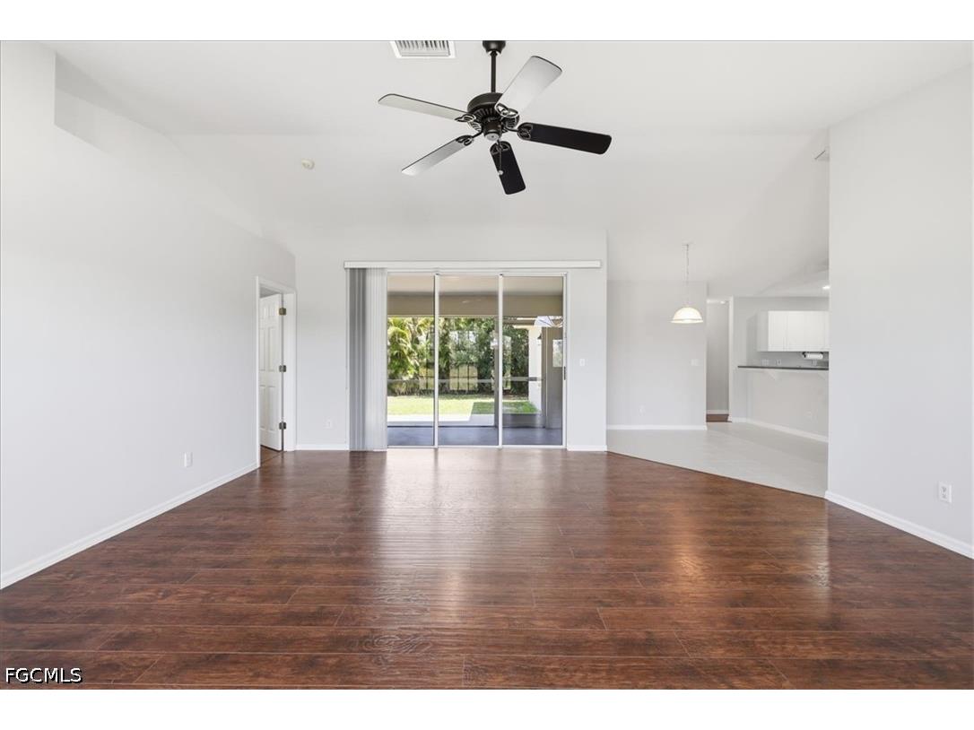 2245 SW 1st Terrace Cape Coral FL 33991 2026022280 image7