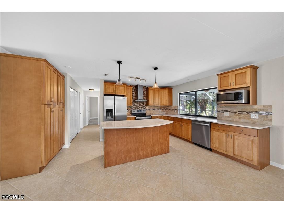 22452 Quasar Boulevard Port Charlotte FL 33952 2026024420 image10