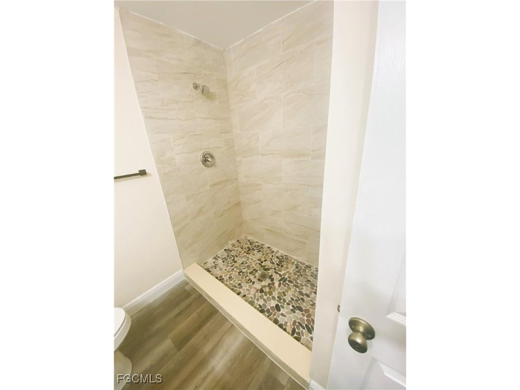 2247-2249 Violet Drive #2247 Fort Myers FL 33905 2025007421 image3