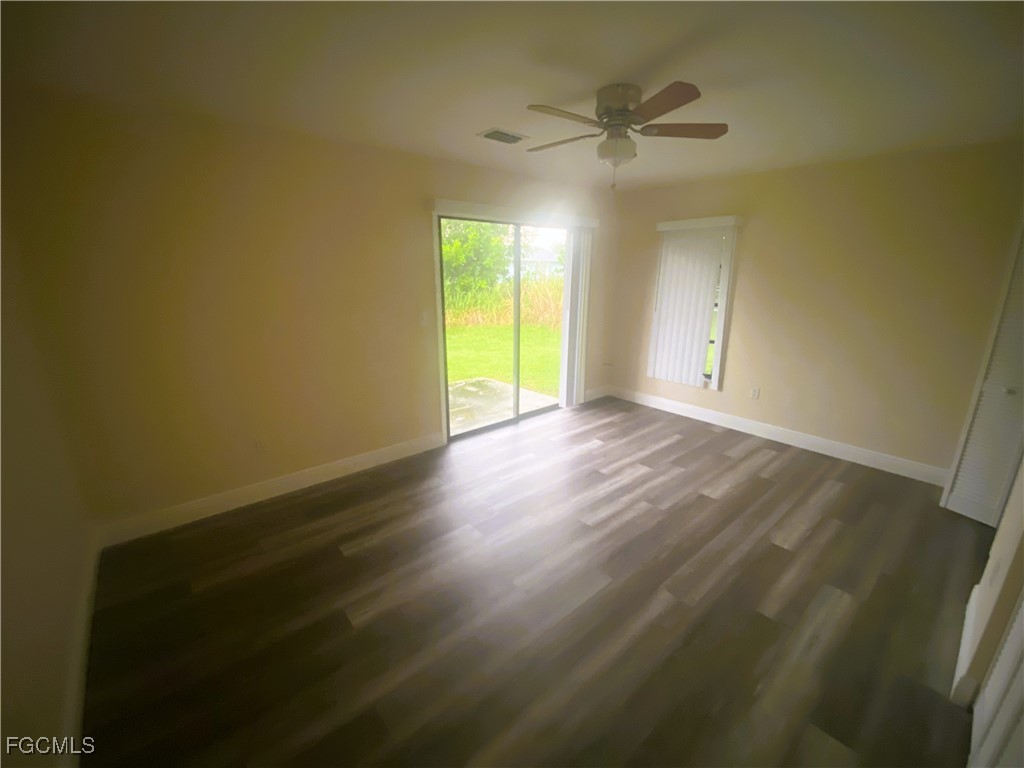 2247-2249 Violet Drive #2247 Fort Myers FL 33905 2025007421 image8