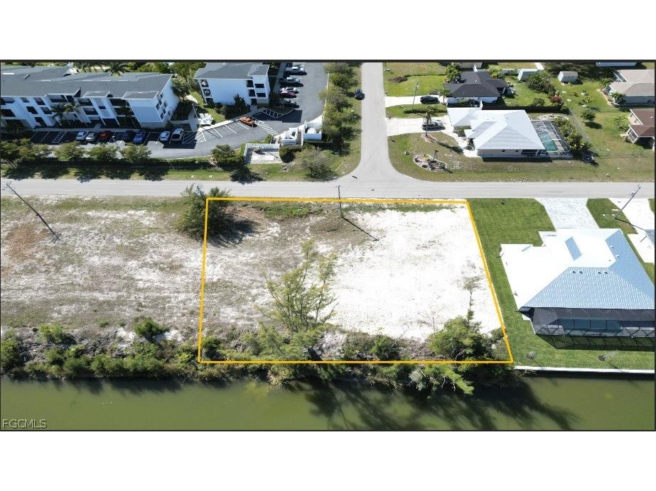 2247 SW 17th Place Cape Coral FL 33991 2026012963 image2