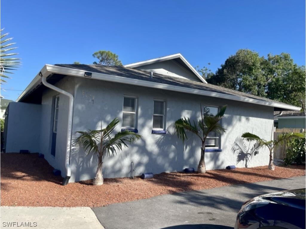 2247 Spruce Street #3 Naples FL 34112 223034652 image1