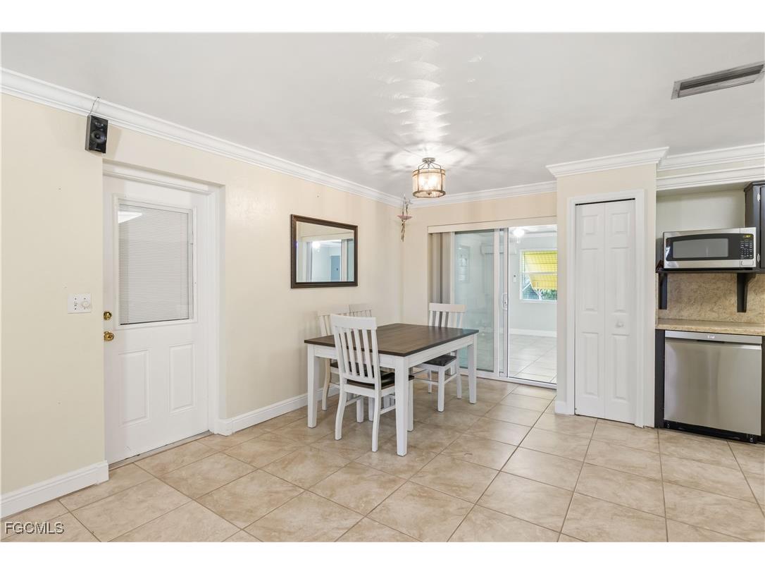 2248 Ephraim Avenue Fort Myers FL 33907 2025016434 image10
