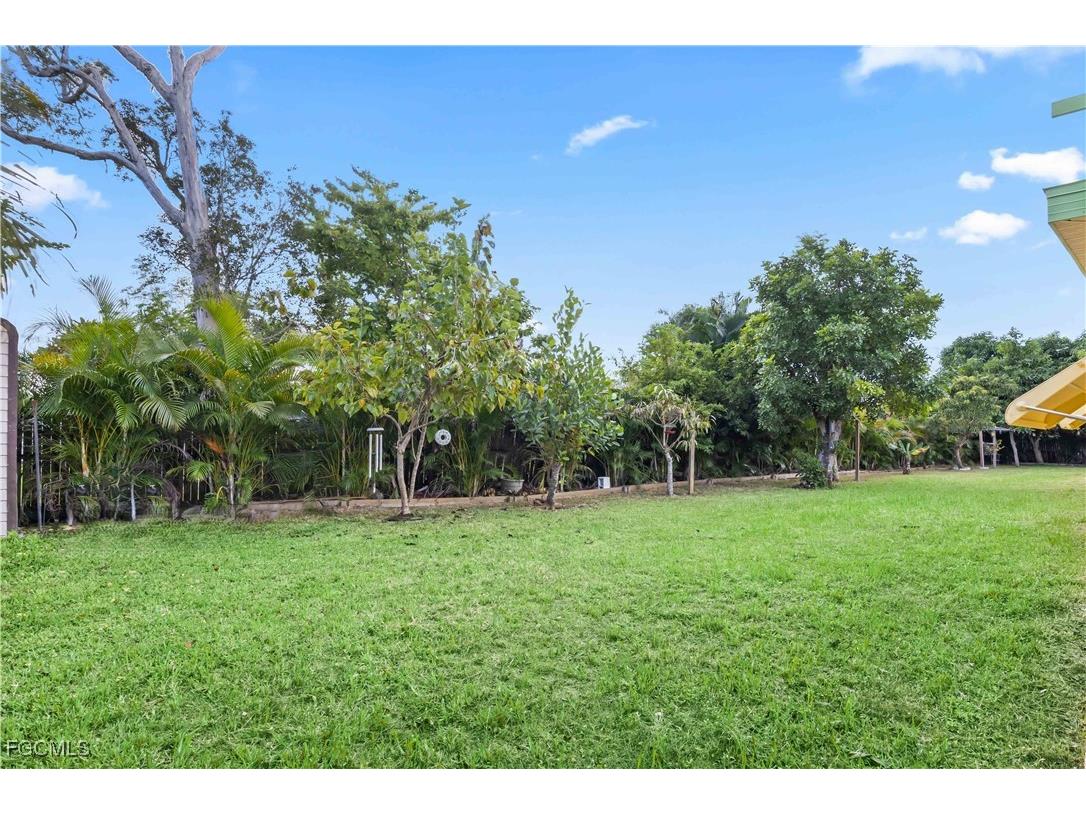 2248 Ephraim Avenue Fort Myers FL 33907 2025016434 image19