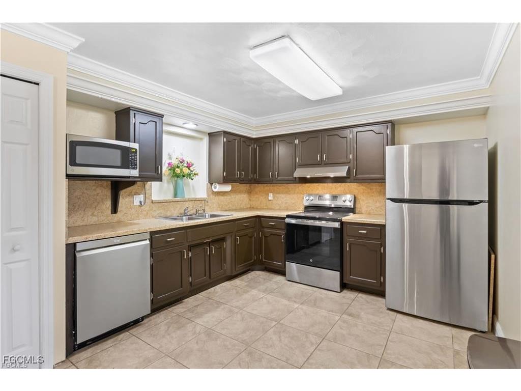 2248 Ephraim Avenue Fort Myers FL 33907 2026006224 image12