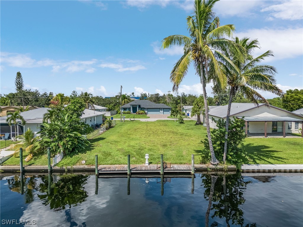 2248 Santiago Avenue Fort Myers FL 33905 223065946 image1