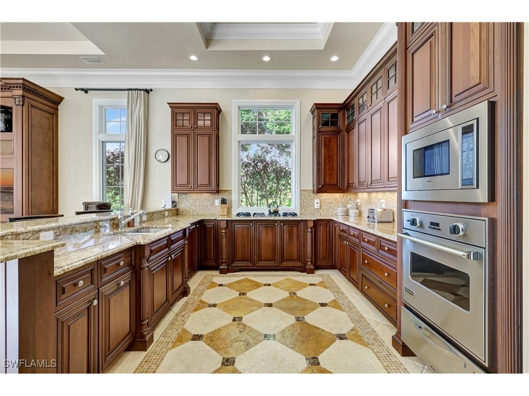 2249 Miramonte Court Naples FL 34105 225079132 image12