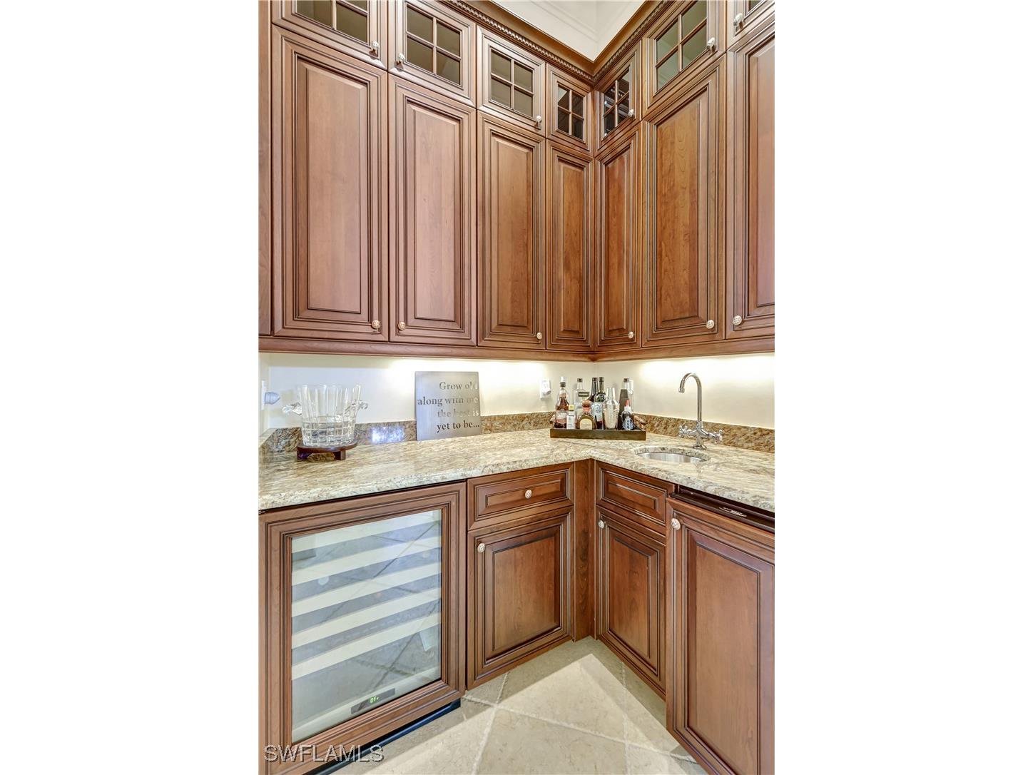 2249 Miramonte Court Naples FL 34105 225079132 image8