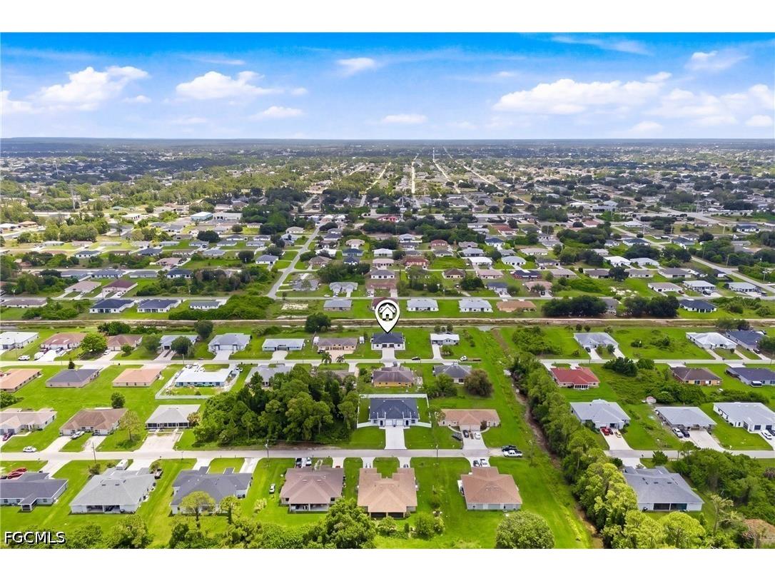 225/227 Hightower Avenue S Lehigh Acres FL 33973 2026023589 image4