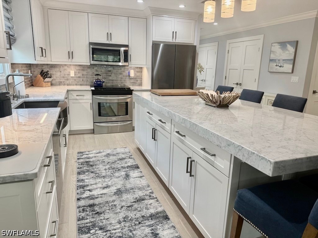 225 5th Avenue S #103 Naples FL 34102 226021821 image3