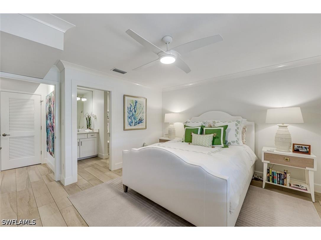 225 5th Avenue S #104 Naples FL 34102 226019862 image18