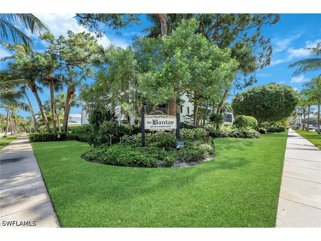 225 5th Avenue S #104 Naples FL 34102 226019862 image24