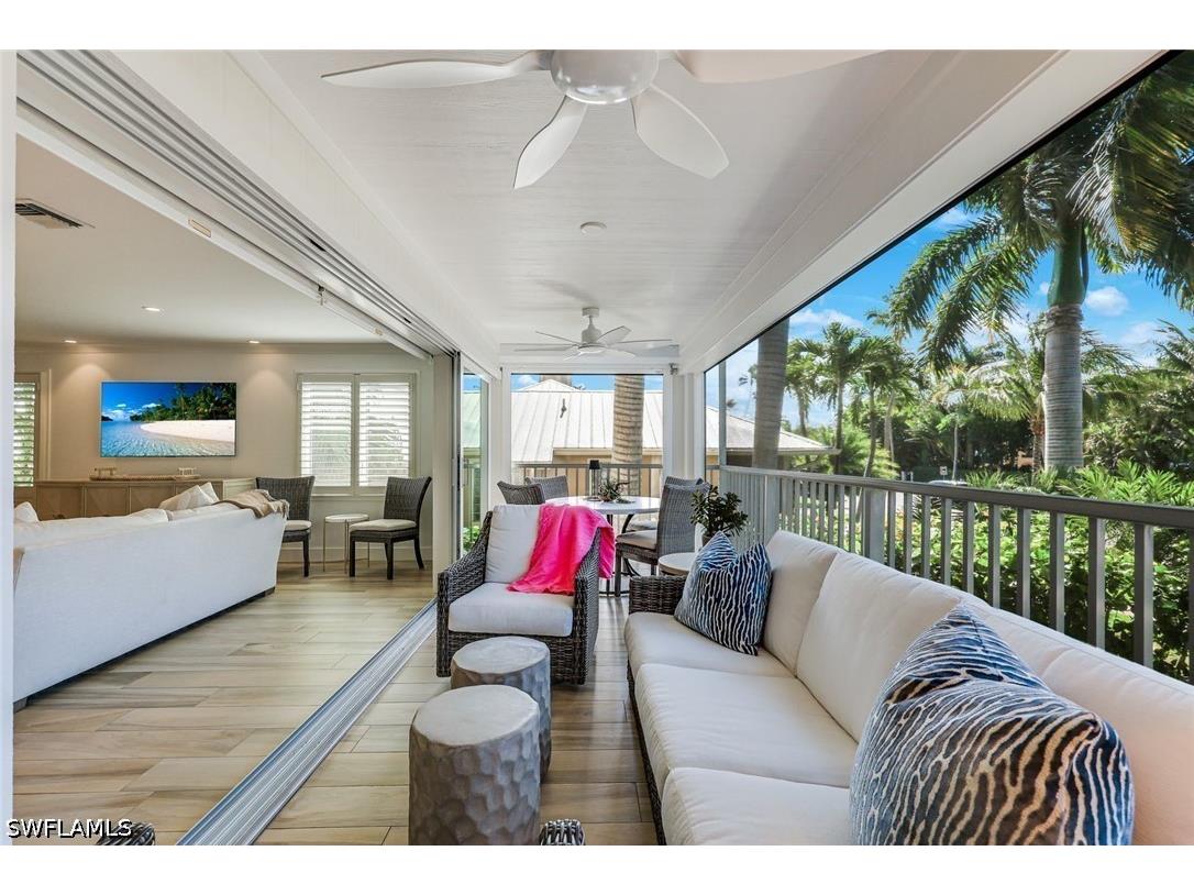 225 5th Avenue S #104 Naples FL 34102 226019862 image4