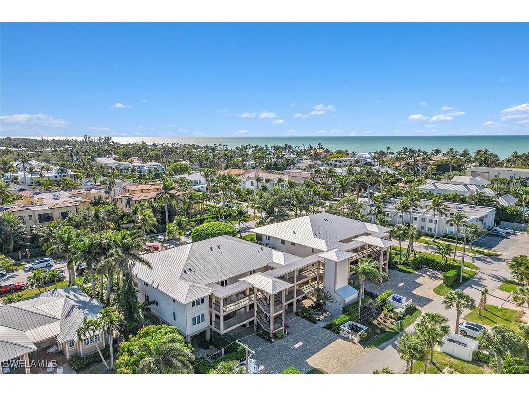 225 5th Avenue S #204 Naples FL 34102 225005223 image1