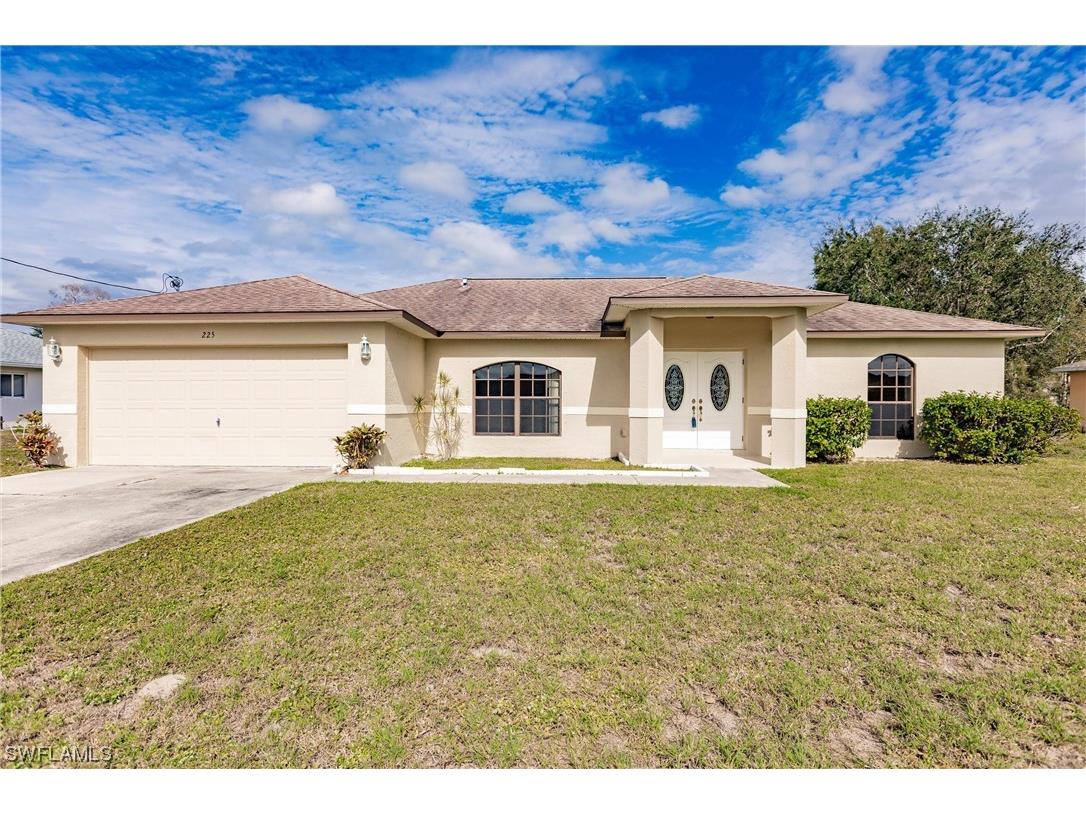 225 Ambury Street Fort Myers FL 33913 224007852 image1
